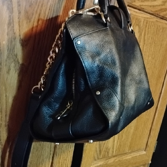 Coach Black Leather Shoulder Bag with Gold Chain#new Strap Add - Picture 6 of 11